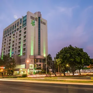 holiday-inn-select-guadalajara.guadalajarahotels.info/