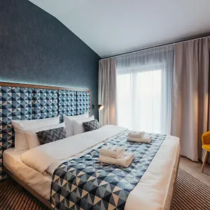 Avena Boutique By Artery Polen